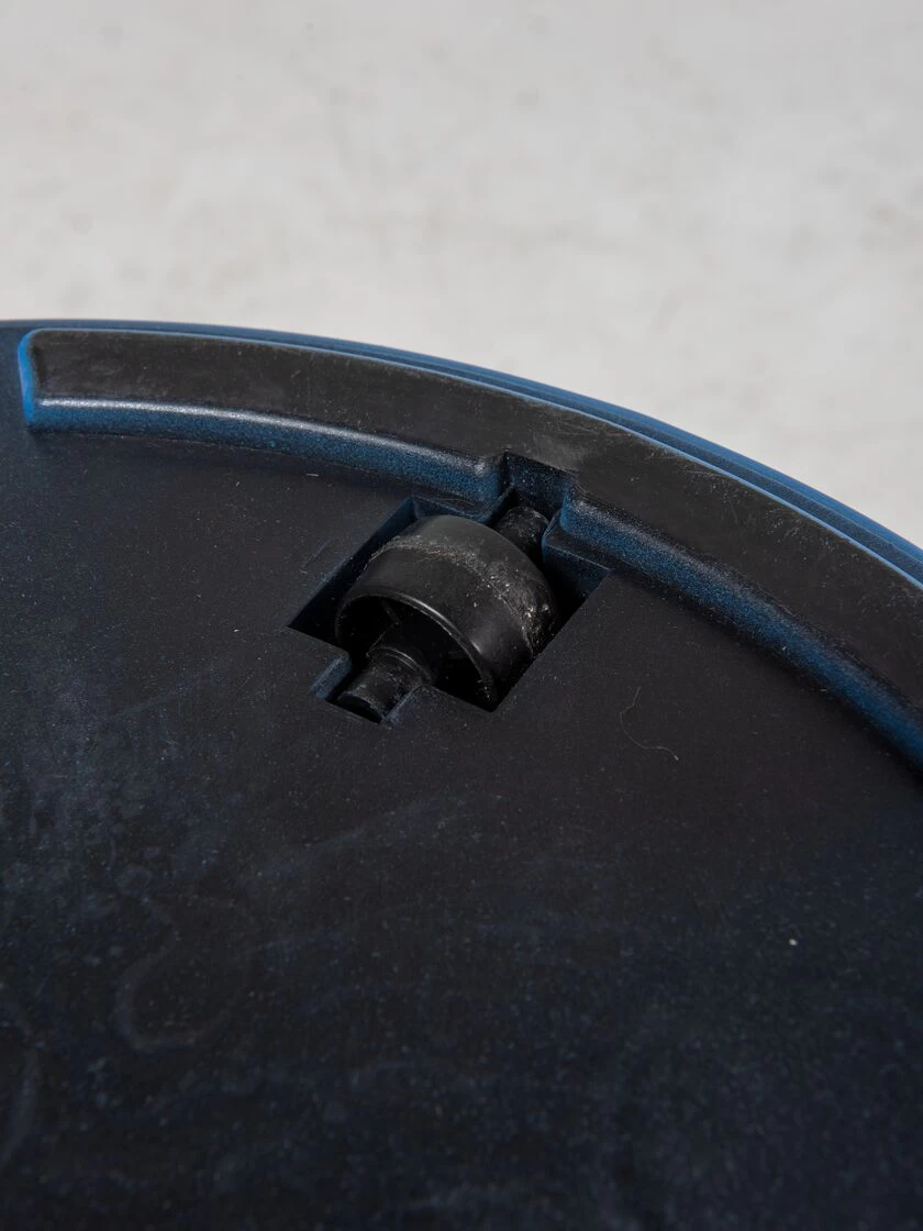 Viva Round Self-Watering Rolling Planter, 20" Diameter, Set Of 2 - Image 9