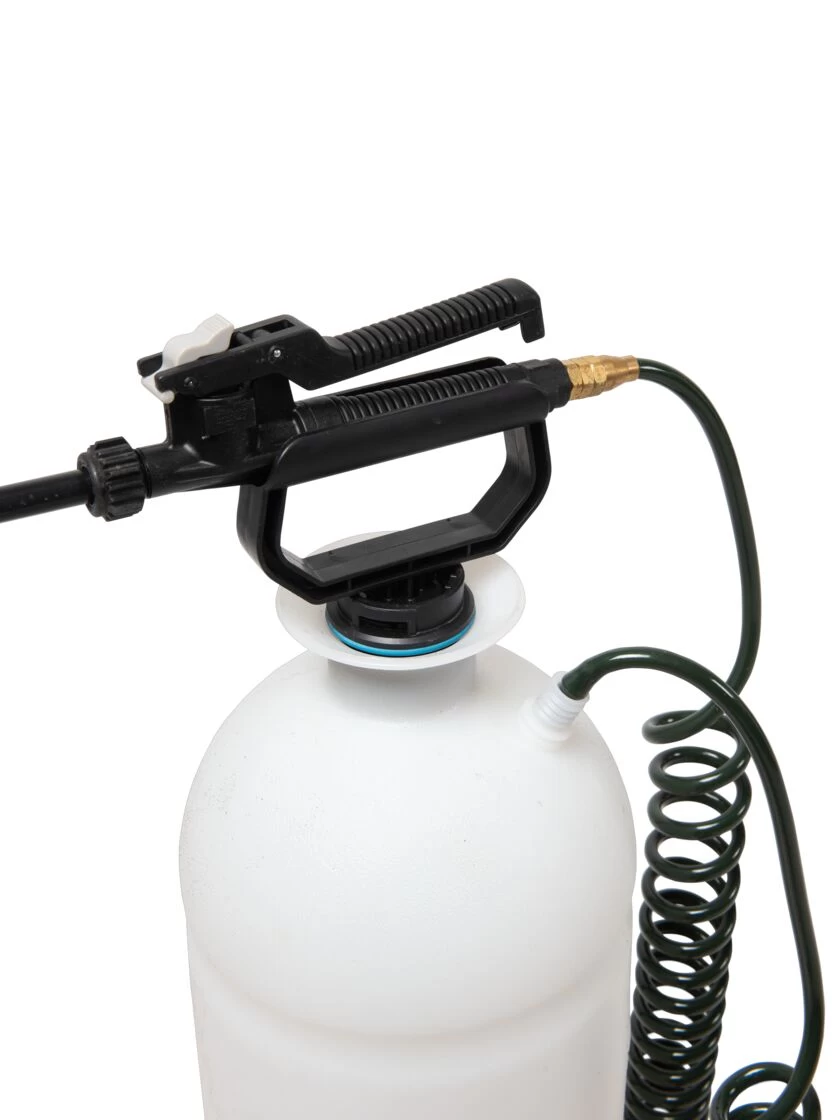 Sprayer Tank With Coil Hose Wand - Image 10