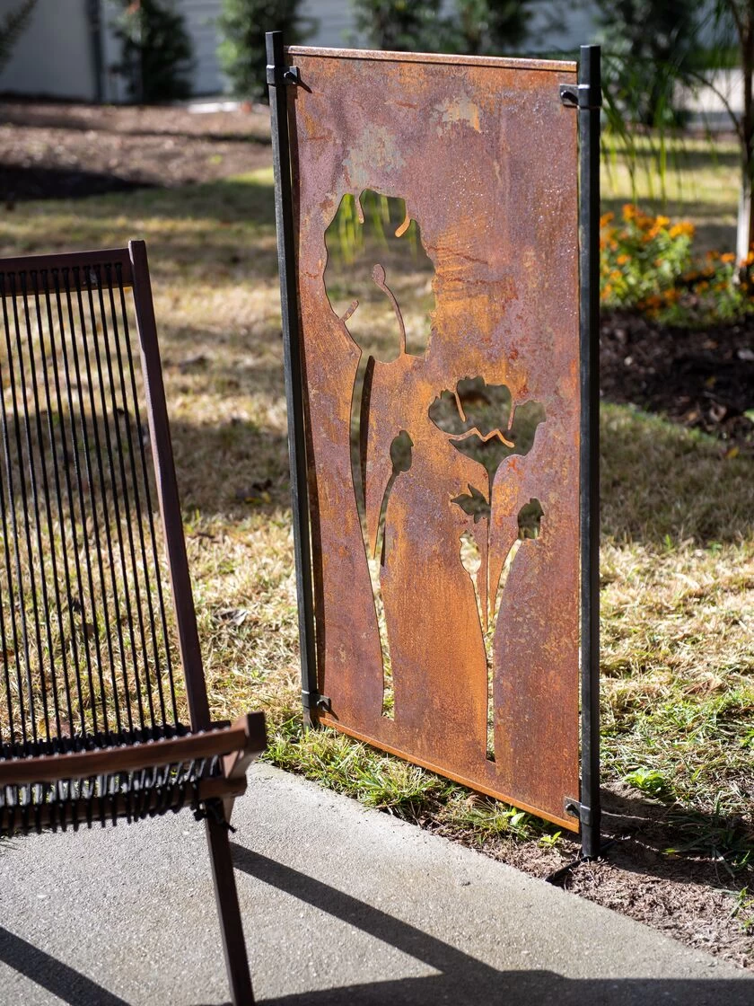 Poppy Corten Steel Screen - Image 2