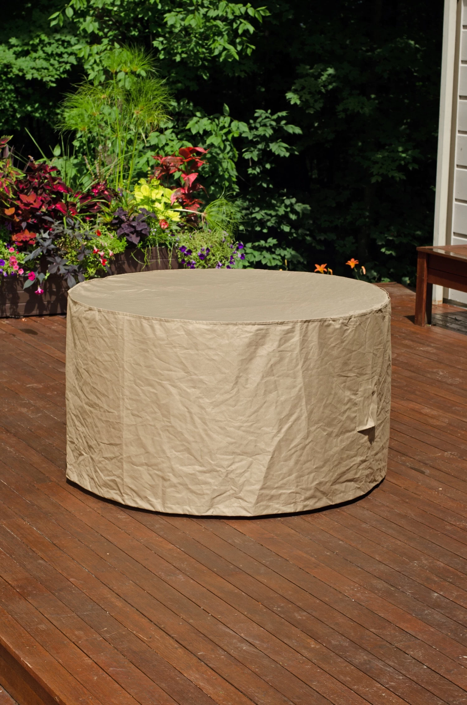 Deluxe Round Table Cover - Image 3