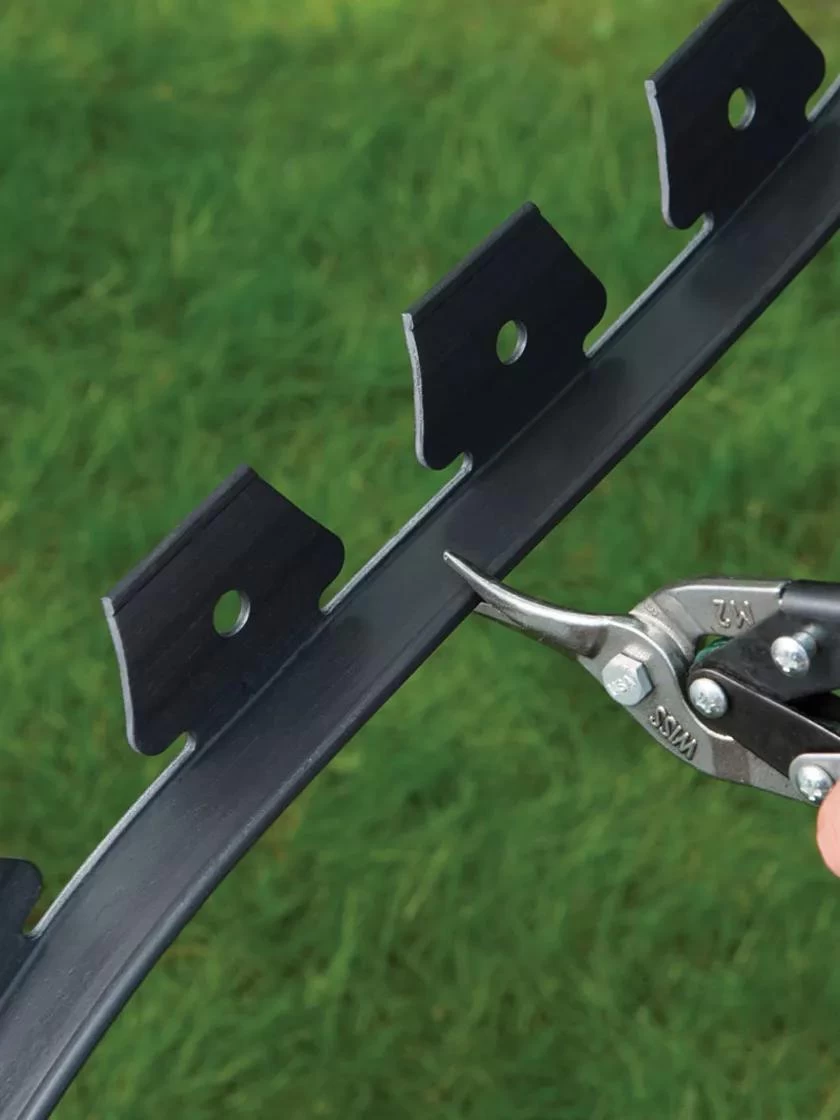 EasyFlexâ„¢ No Dig Edging, 50' - Image 4