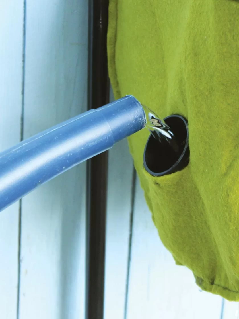 Vigorootâ„¢ Self-Watering Easy Garden Planter - Image 7