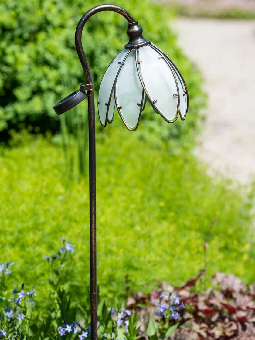 Snowdrop Solar Light Stake - Image 2